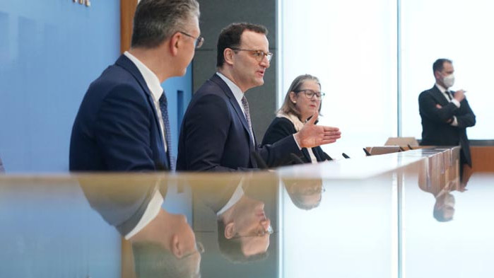 Затваряне с продължителност от две до четири седмици е необходимо, за