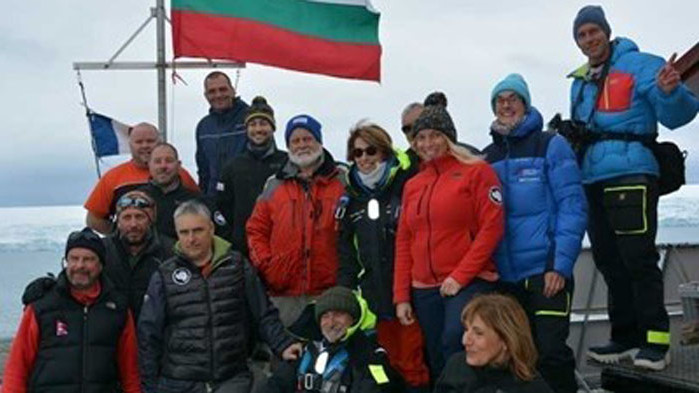 Българските антарктици напуснаха остров Ливингстън