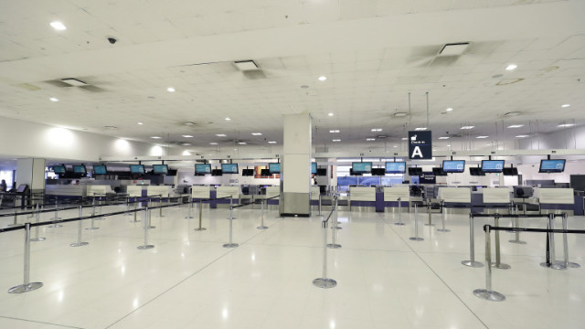 Русия временно спира редовните и чартърните полети с Турция съобщи