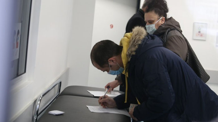 Промениха работното време на ваксинационния център във ВМА-София