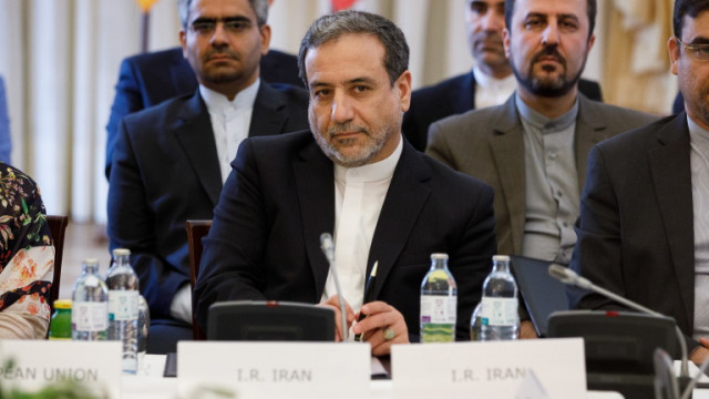 Заместник министърът на външните работи на Иран Абас Арагчи е информирал
