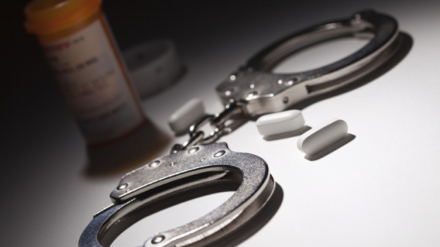 Хванаха 2 кг. наркотици в София