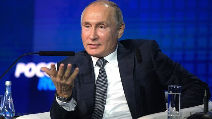 Путин обмисля пак да се кандидатира за президент