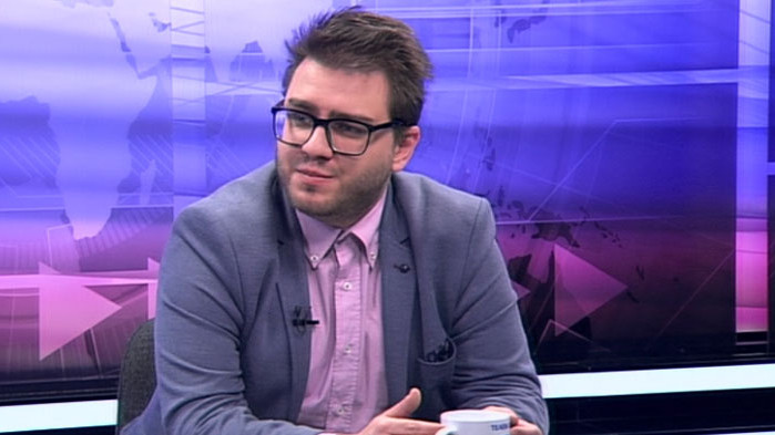 Николай Облаков, Фейсбук Ако допълним стария лаф: Феминизмът трае до