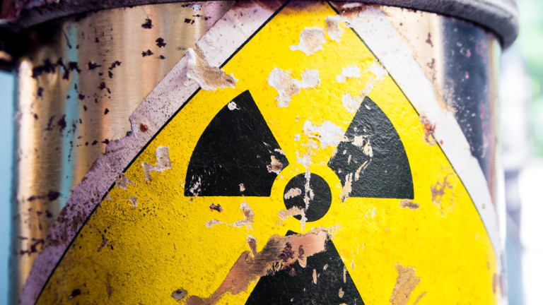 Грузия задържа двама души, които са се опитали да продадат радиоактивен