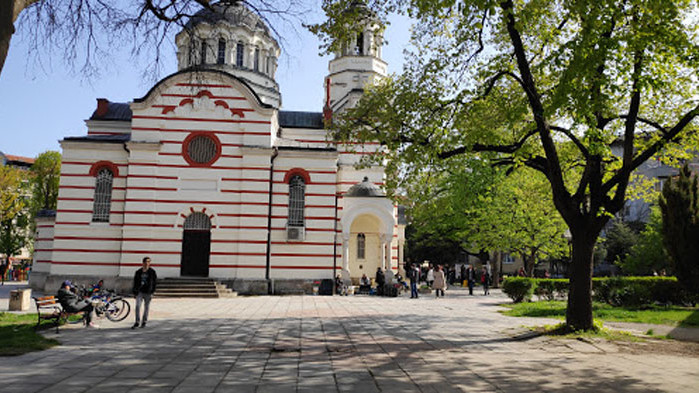 Пролетно почистване ще се проведе утре (17.04., събота) около храмовете