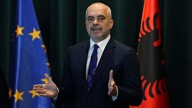 Премиерът на Албания Еди Рама заяви че има карта на