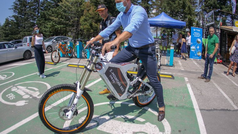 Варненска фирма ще произведе олекотени електрически велосипеди и ще разработи