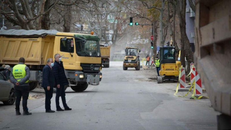 Във връзка с довършителните дейности по проекта за основен ремонт