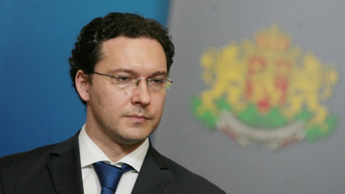 Не могат да елиминират волята на 840 000 избиратели, дали