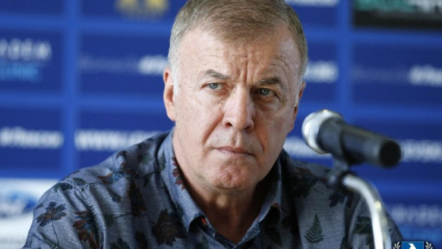 По рано днес по взаимно съгласие от клуба си тръгна иракчанинът