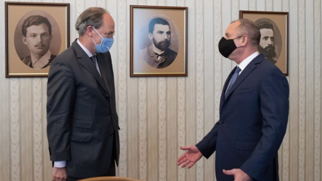 Държавният глава Румен Радев проведе днес работна среща на Дондуков