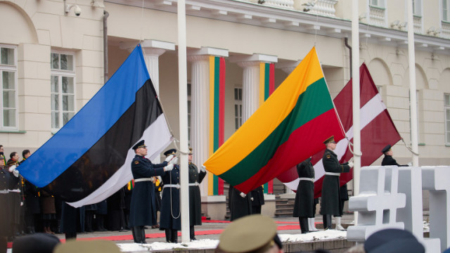 Латвия в знак на солидарност с Чехия експулсира руски дипломат