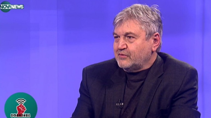 Блъсков: Дончева, Манолова и Нинова са в една сложна възраст, това се отразява на характера…