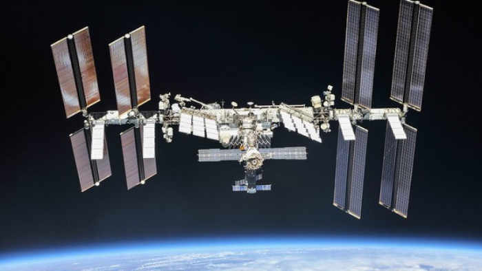 Астронавти от МКС се връщат на 28 април