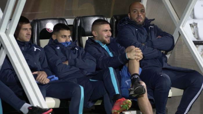 Мениджъри пълнят "Васил Левски" днес