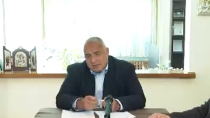 Премиерът Бойко Борисов честити празника на всички, които имат имен