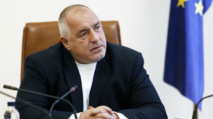 Ще пуснем заповед в страната да се влиза по три