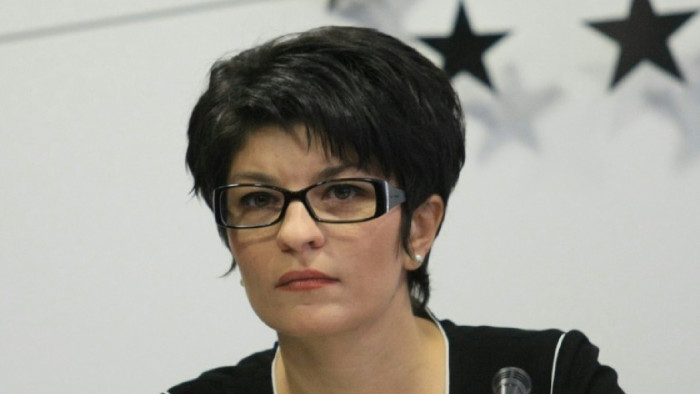 Десислава Атанасова за мандата на ИТН: Никак не е елегантно да се скриеш зад гърба на дама