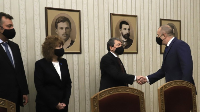 Президентът Румен Радев ще връчи мандат за съставяне на правителство