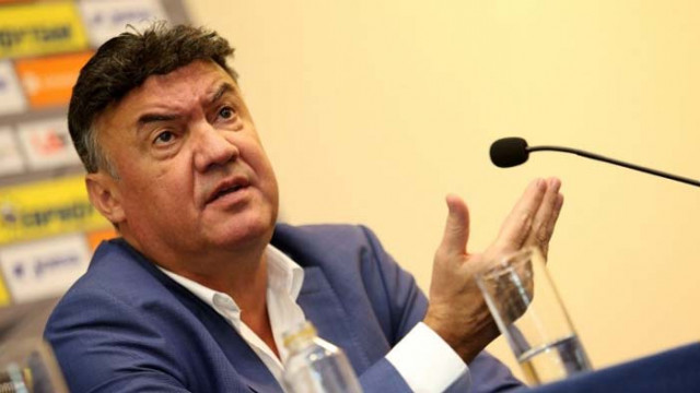 Президентът в оставка на Българския футболен съюз Борислав Михайлов изненадващо