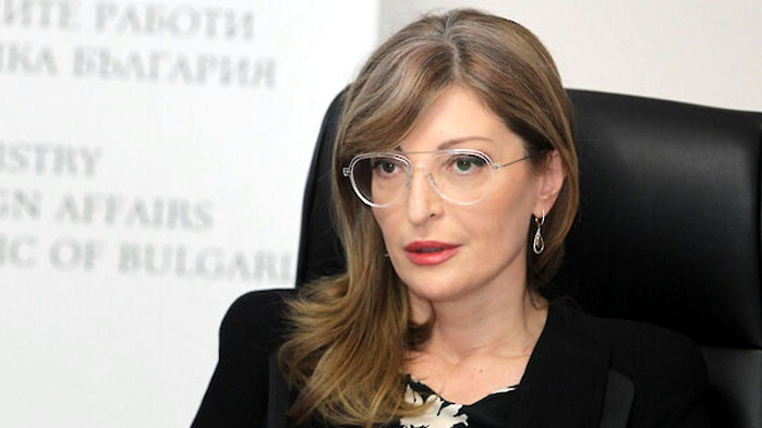 Захариева: Имаме сериозен разговор днес с посланик Митрофанова