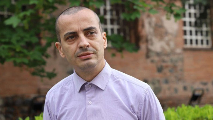 Зам.-кметът по култура в София Тодор Чобанов е освободен от длъжност