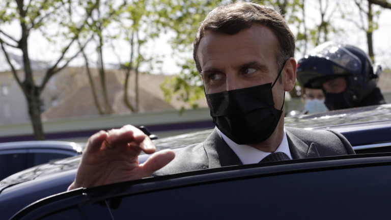 Правителството на Франция заяви, че ще облекчи мерките си за коронавируса на