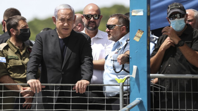 Израелският премиер Бенямин Нетаняху обеща да разследва инцидента на претъпкан религиозен