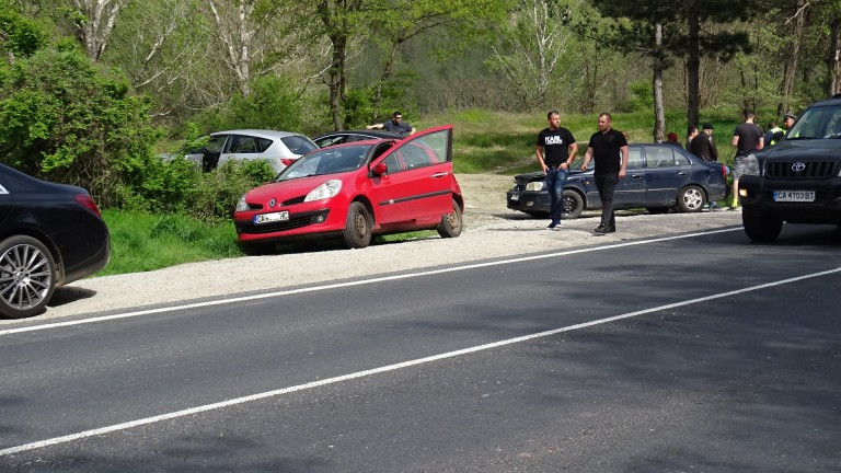 Верижна катастрофа блокира пътен възел Благоевград-ЮГ и Симитли