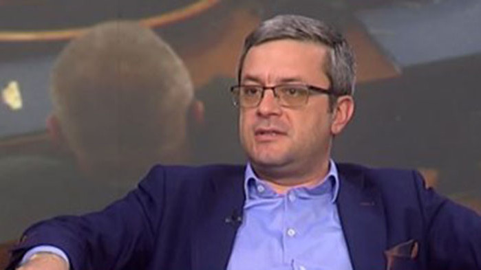 С връчването на мандата на БСП президентът показа, че иска