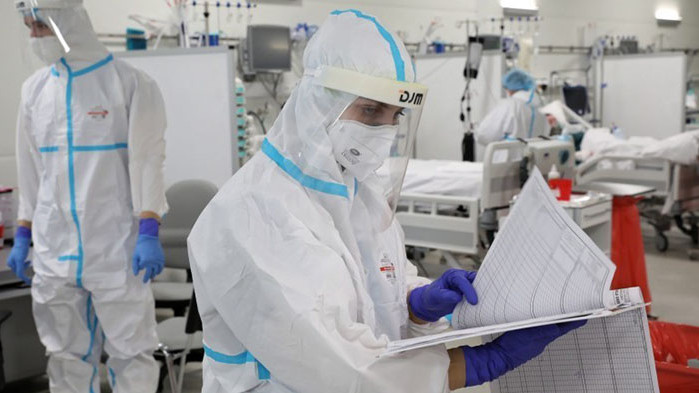 Индия се бори да овладее едно от най-тежките огнища на