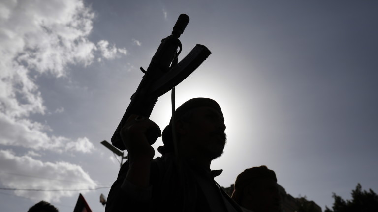 Бригаден генерал Яхя Сария, говорител на йеменското бунтовническо движение Ансар