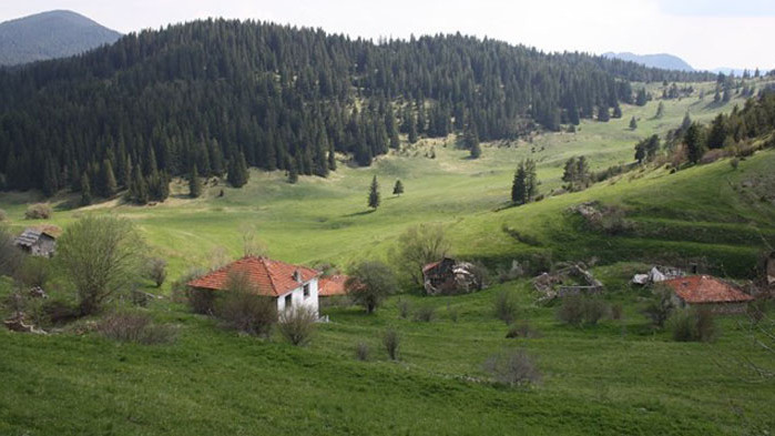 Родопското село на Божков се прости с ново възраждане