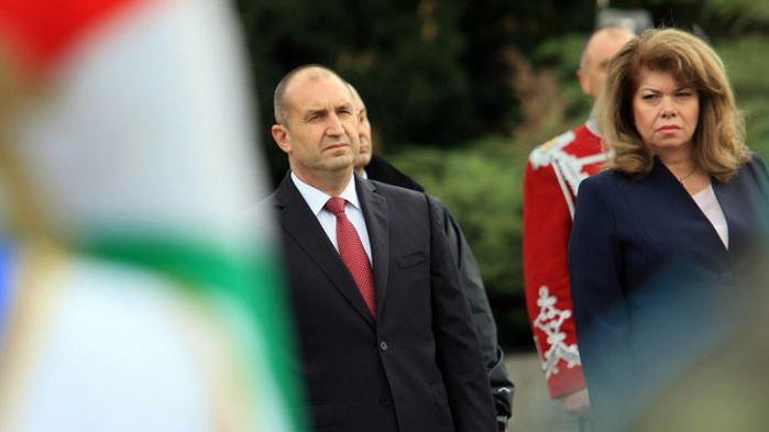 Румен Радев очевидно видя в предупреждението на генералния директор на