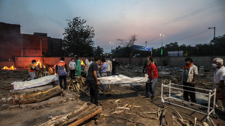 COVID-19: Индия отново с над 400 хил. заразени и над 4000 починали