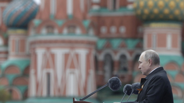 Руският президент Владимир Путин обеща че Русия твърдо щяла да защитава