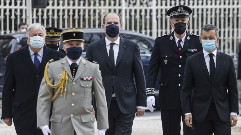 Премиерът на Франция предлага по-строго и по-бързо наказание за хората, които атакуват