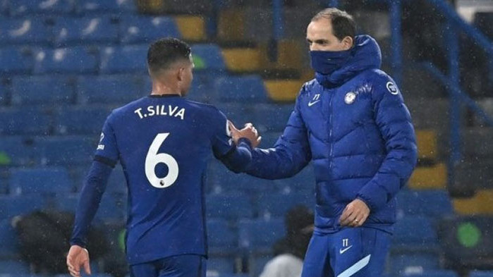 Отборът на Челси ще предложи нов договор на мениджъра Томас