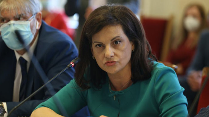 Всичко, което се случи около 45-тия парламент, навежда на мисълта