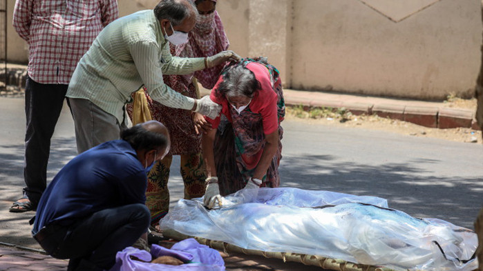 Индия счупи за пореден път рекорда за починали от COVID-19