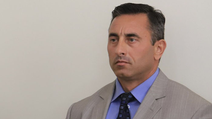 Въпрос на дни било това да стане видимо в Търговския