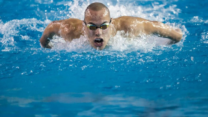 Антъни Иванов ще се бори за медал на Европейското по плуване