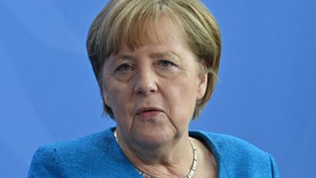 Германската канцлерка Ангела Меркел подкрепи днес правото на Израел на