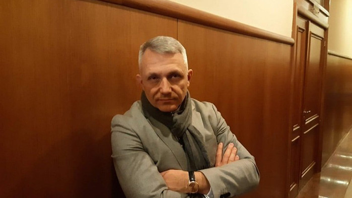 Хаджигенов: Отцепването на Дончева няма да повлияе на „Изправи се! Мутри вън!“