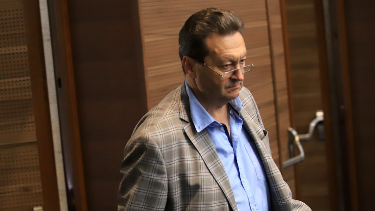 Всички кадри, свързани с БСП в участието на служебното правителство