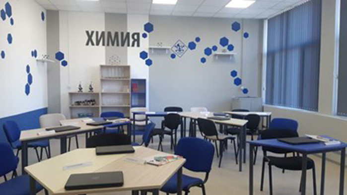 Изграждат спешно 263 STEM центъра, високи технологии и различно преподаване ще повишават