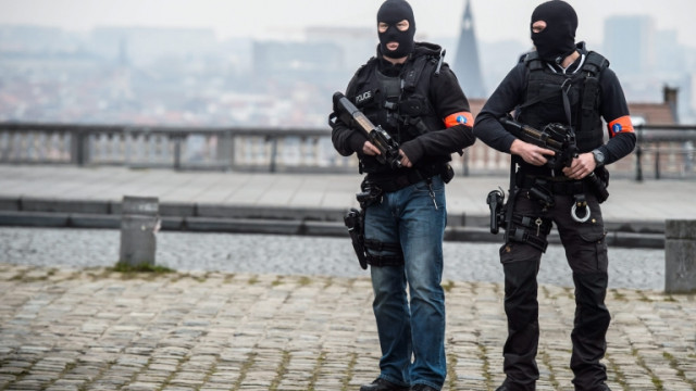 Полицейска хайка за белгийски военен беглец за когото се смята