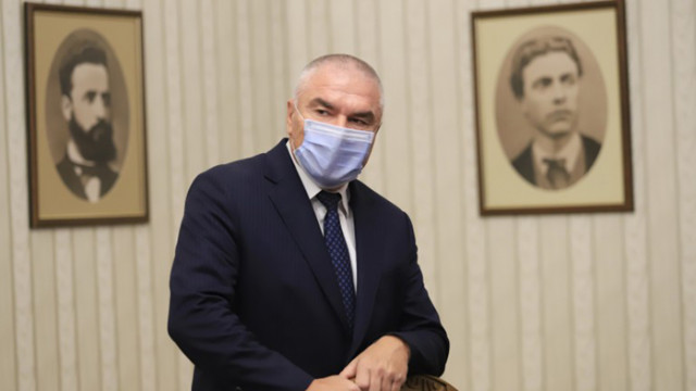 Лидерът на Воля Веселин Марешки чул и взел от медиите