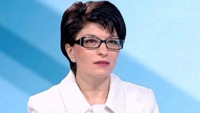 Десислава Атанасова: Радев има проблем само и единствено с ГЕРБ и правителството